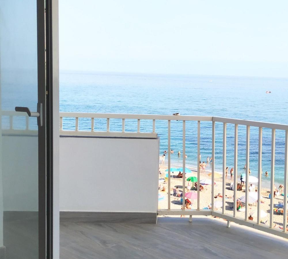 Torresol 402 Daire Nerja Dış mekan fotoğraf